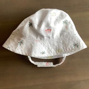 Janie and Jack Baby Animal Bucket Hat (3-6 months)